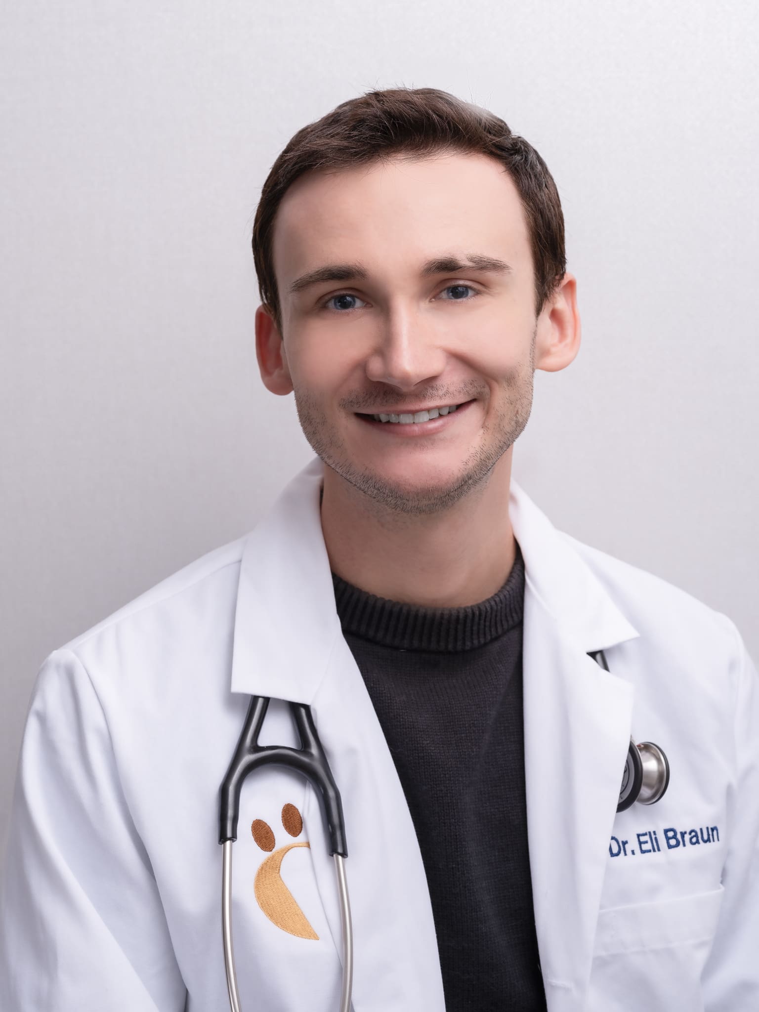 Photo of Dr. Eli Braun